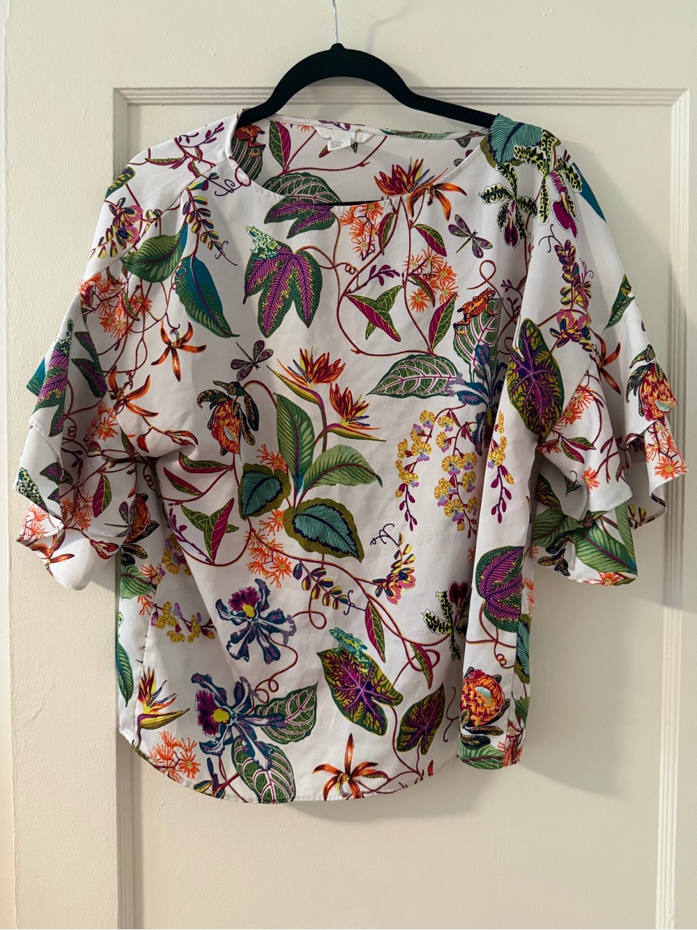 H&M Floral Ruffle Sleeve Top